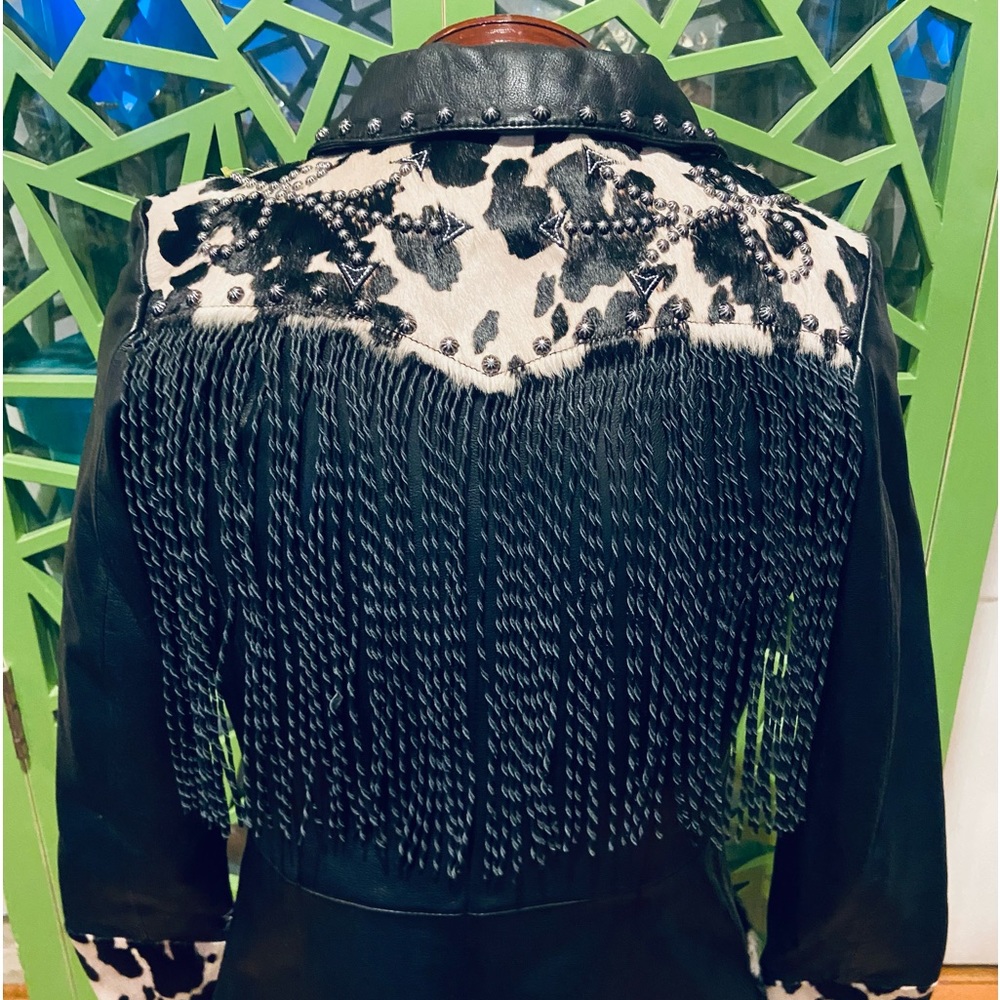Powder River Outfitters Studded Cow Hide Panels Twisted Fringe Leather Jacket - Picture 11 of 14